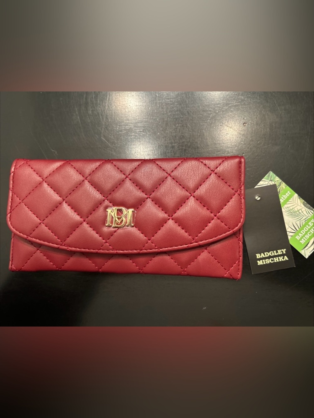 Badgley Mischka Quilted Burgundy Card Holder Wallet New